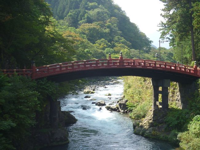 大谷川と神橋。これは日光二荒山神社の管轄です。