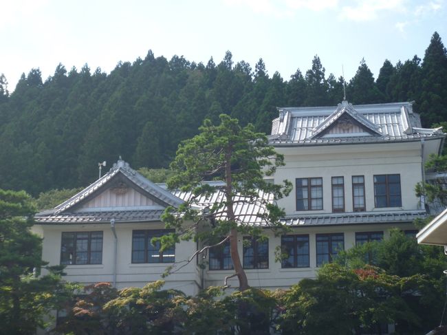 旧日光市役所。いい雰囲気出していましたね。今は日光市役所日光支所とかなっていて、あれ？っと思った。今市市と合併して名前は日光だけど本庁舎は今市なのかな？