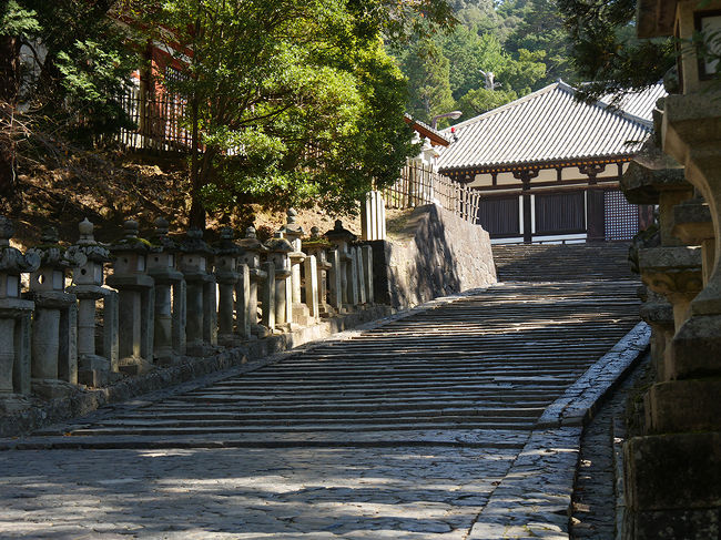 法華堂（三月堂）