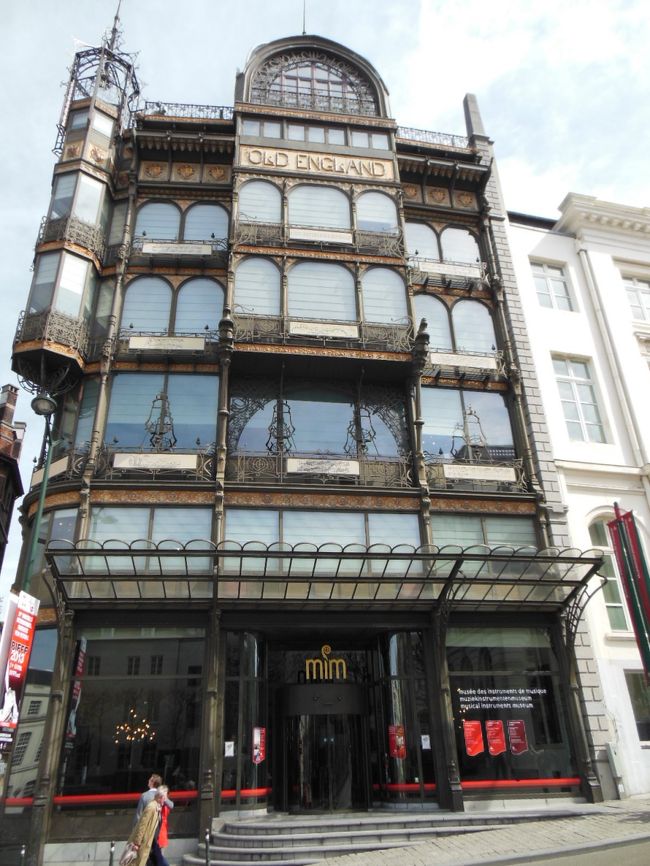 楽器博物館　アールヌーボー様式の建物