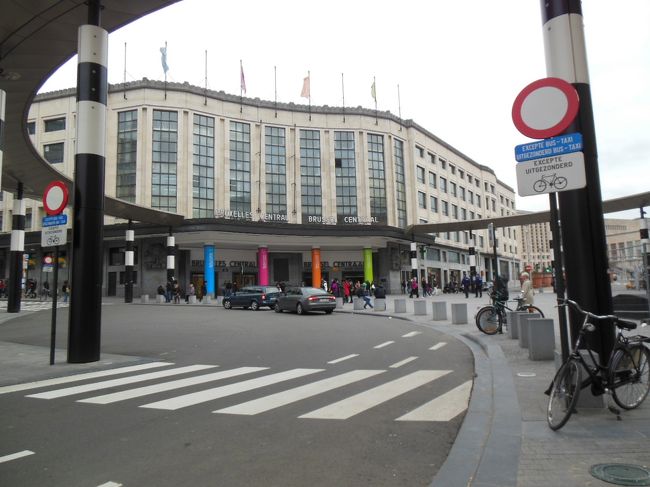 ブリュセル中央駅　アールヌーボー様式の建物