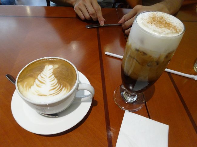 今日の予定は特に立ててないので、とりあえずコーヒータイム。<br />とりあえずいったんホテルに戻って休憩。