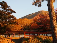 朝焼けの男体山。今日も期待できそう