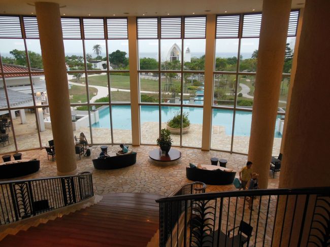 ホテルのロビーから。