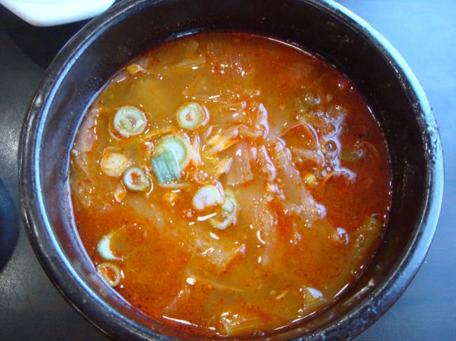 先程の学芸員さんの話の通り、まー普通の味でした。<br /><br /><br />化学調味料っぽくないところはよかったかな。