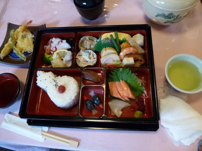 ホテルウェルネスでの昼食です。