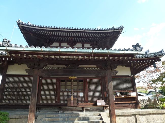 「十輪院」では住職のお話と内部拝観。