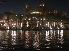 夜はMadinat Jumeirah