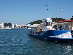 マリンパル呼子
七ツ釜探検を手軽に楽しめる「イカ丸」は強風のため欠航。
残念でした。
　