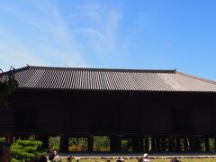 正倉院です。
教科書で見る図です。