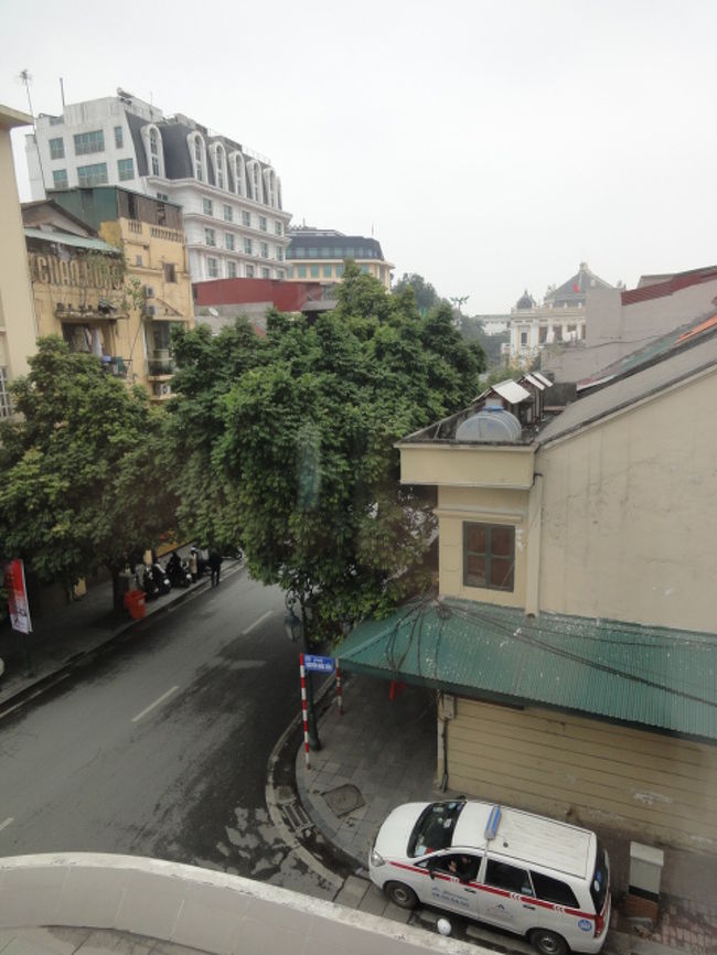 お部屋からのビューは、２階だから期待できず・・・。