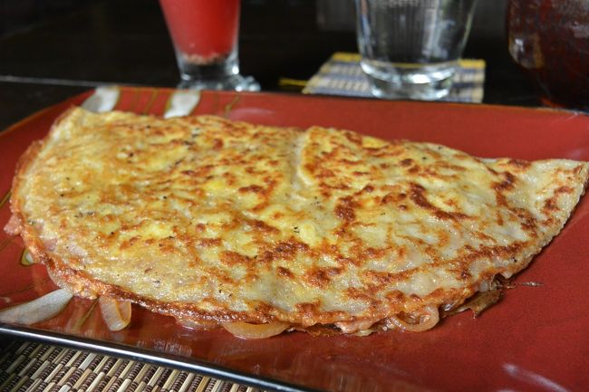 Alamanda Innのアジアンなカフェからのクレープ