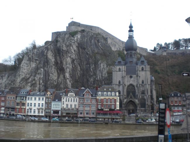 今日はディナンにやってきました。