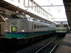 2012.08.14　新潟
「いなほ特急券をお持ちの方バスへどうぞ〜」に北海道東日本パスで「電車動いてないんで超法規的措置でいいですよね？ね？」とあっさりＯＫしてもらいバスで新潟へ。休憩がなければ快速くびき野に間に合ったのに…