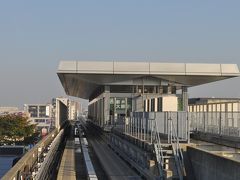 　西新井大師西駅です。
　同じ方角が２つ付く珍しい駅です。
　西葛西駅もありますが。
　なお、東へ2Kmあまり進むと、東武大師線大師前駅があります。