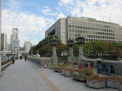 大阪マラソンではチャレンジラン（8.8キロ）のゴールが大阪市役所です。