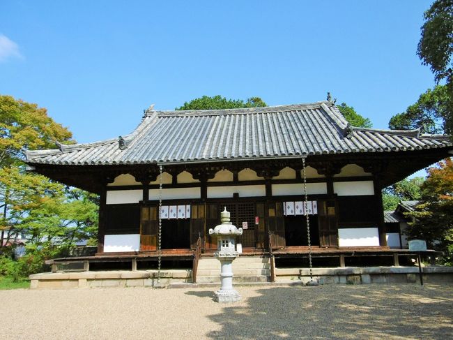 本堂<br /><br />江戸時代（1600年代）の再建。<br /><br />この中におはすのが。。。