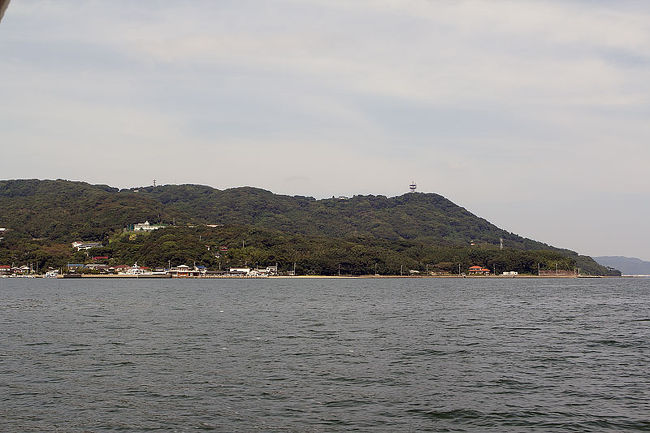 だんだん能古島に近づいてきました。