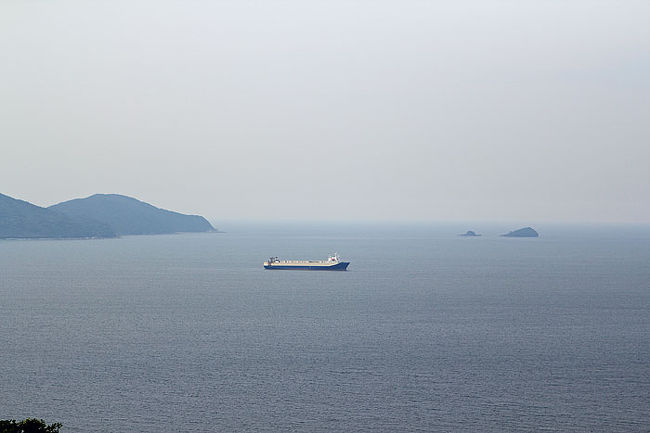 玄界灘。水平線の向こうは韓国。あ〜、行ってみたいな〜。