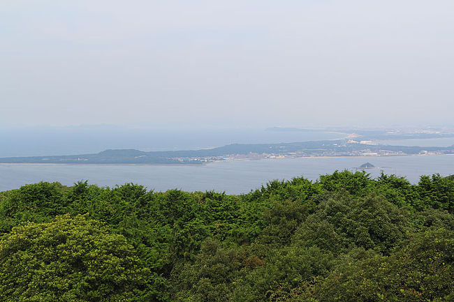 北に目を転じると海の中道。