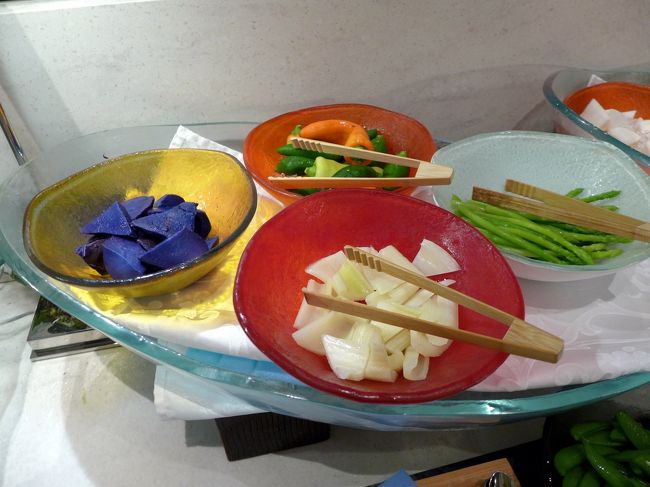 セロリ　<br /><br />アスパラ　<br /><br />ピーマン