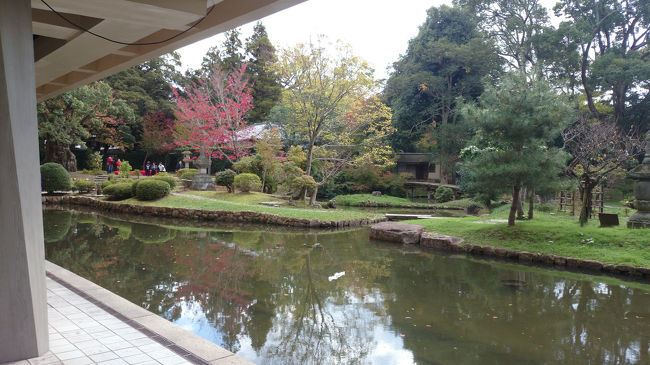 結構な時間を過ごしました。<br />写真は、場内を出た所にある庭園です。