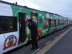 御免駅に着きました。ここからタクシーで高知龍馬空港に向かいます。空港から一番近いJRの駅です。