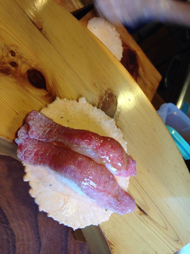 いっただっきまーす！<br /><br />…うまい！<br /><br />幸せは一瞬で消えさりました。涙