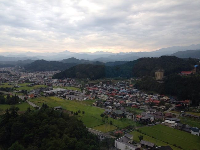 チェックインだん。<br />まず飛び混んできたのは絶景！<br />みんなでテンションが急上昇！<br /><br />@アソシア高山