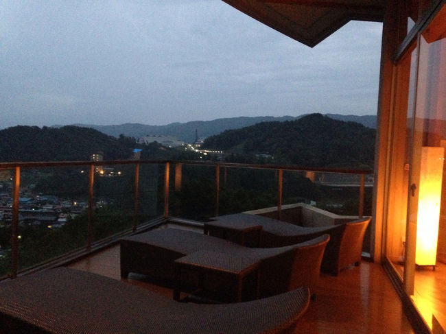 やばい。<br />DEDONのチェア！<br />最高の寛ぎスペース！<br />風呂上がりの湯冷ましに、ぼーっとしてました。