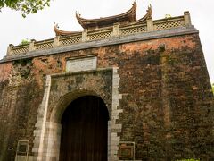 さて、最後はホテルに戻りがてら外から正北門を見て終了。