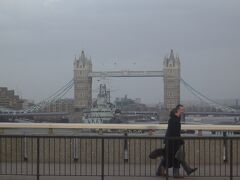 そしてロンドン橋へ

テレビで見た事あるロンドンがここにありました