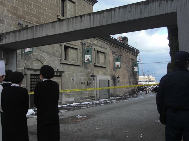 んん？？<br /><br />なんでみんな外に出てるん？？？