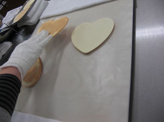 これもまた、そぉ〜ともう一枚のクッキーでサンドします