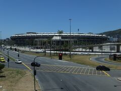 マラカナンスタジアム
地下鉄のMaracanã 駅から歩いてすぐです。