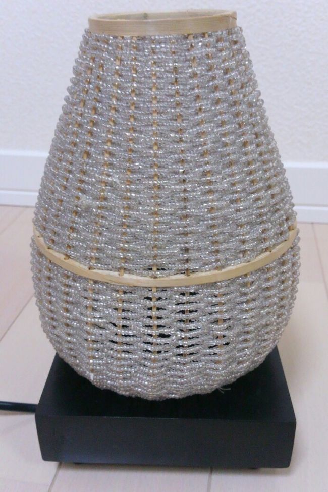 ＴＲＯＰＩＣで買ったランプ。<br />コンセントが日本仕様になっていて、電球を買ってつければオッケーな作りです。<br /><br />他にもデザインがありました。<br />2000円でした。