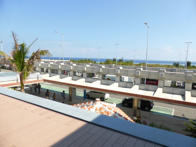 レンタカーを返却し、空港に戻ってきました。