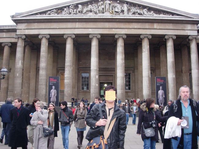 　翌日３０日は、Holborn駅から至近距離にある大英博物館に向かいます。Holborn駅は宿泊したホテルの最寄り駅なので、大英博物館は２回ほど行きました。パリでのトラブルで写真は少ないですが、無料というのが素晴らしいですね。