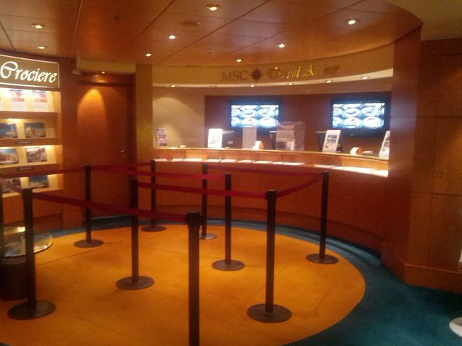 エクスカーションの受付。