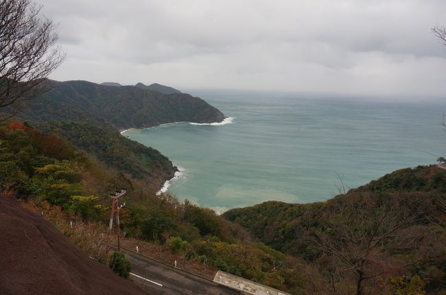 日本海<br />岬先端からは三方五湖と日本海が同時に見られます