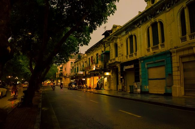 ここいら辺は、ヨーロッパの町並みみたいだ。