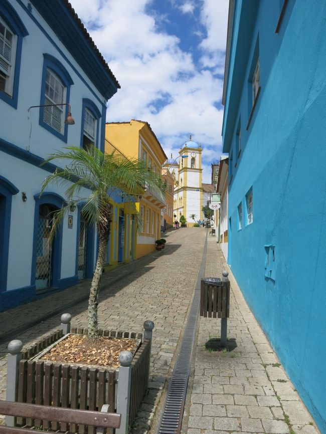 いろいろな説があるようですが次に、１５５３年にスペイン人によって一時的に占領されたそうです。