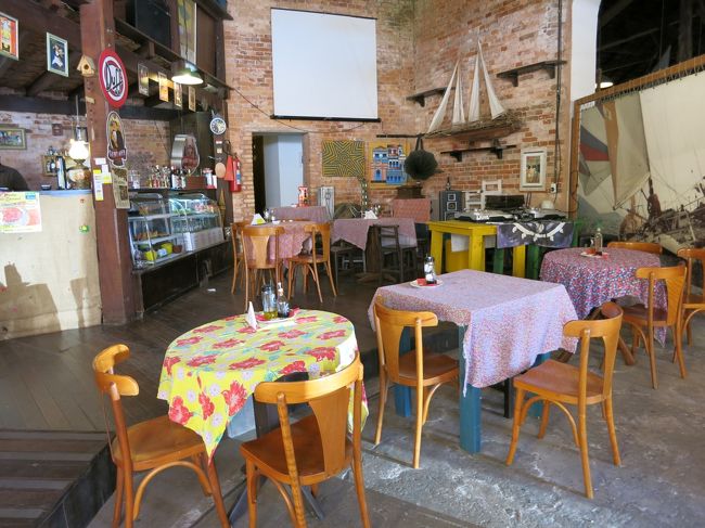 博物館の出口にはレストランがあります。