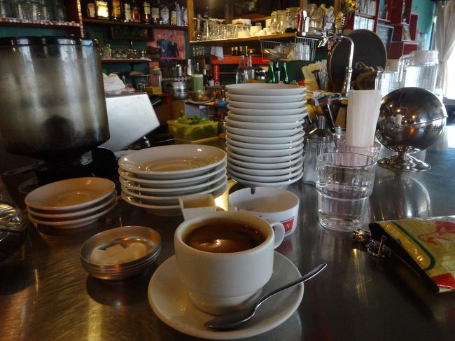 なので早々と退席。<br /><br />コーヒー420円<br />