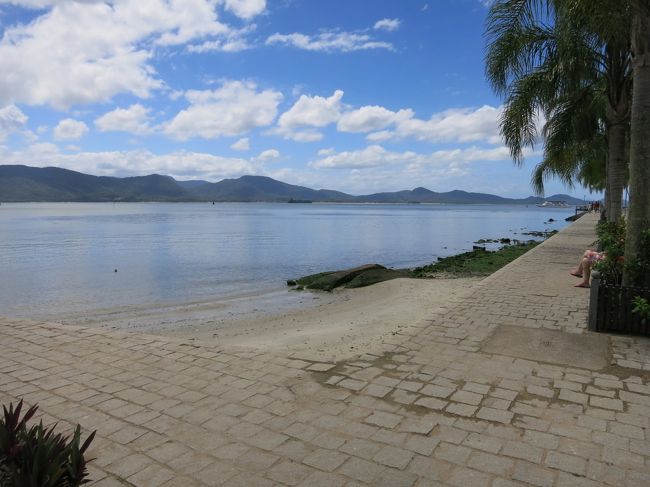 海も綺麗です。