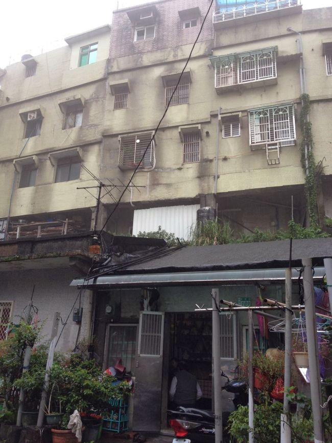 でも雨の町も雰囲気あっていいな。