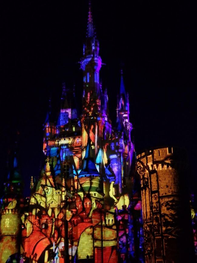 王子様は野獣に変えられてしまいます。