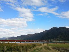 由良川にかかる鉄橋。

ここを走る列車が見たかった...
