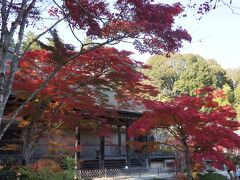 続いて阿星山の北麓にある湖南三山「常楽寺」へ。のどかで閑静な集落にあります。