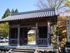 多田寺へ。天平勝宝元年（794年）に創建という古刹で、本尊の薬師瑠璃光如来は平安初期の作で若狭でも有数の古像です。
